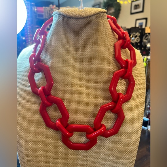 Jewelry - Bold Red Acrylic Chain Link Necklace